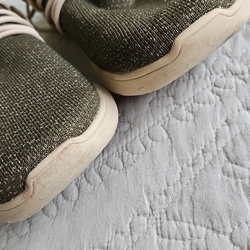 Vessi Cityscape Moss Green Sneakers Walking Shoes Waterproof Size 11‎